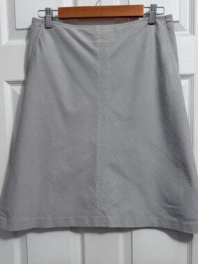 Vintage Banana Republic White and Gray Chevron A-Line Skirt lined